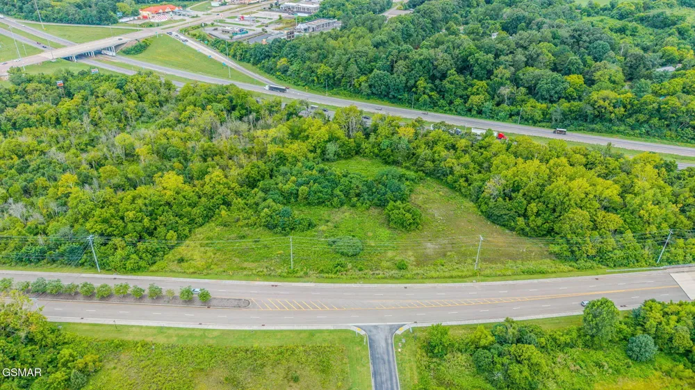 2475 Creekwood Park Boulevard Lenoir City, TN 37772