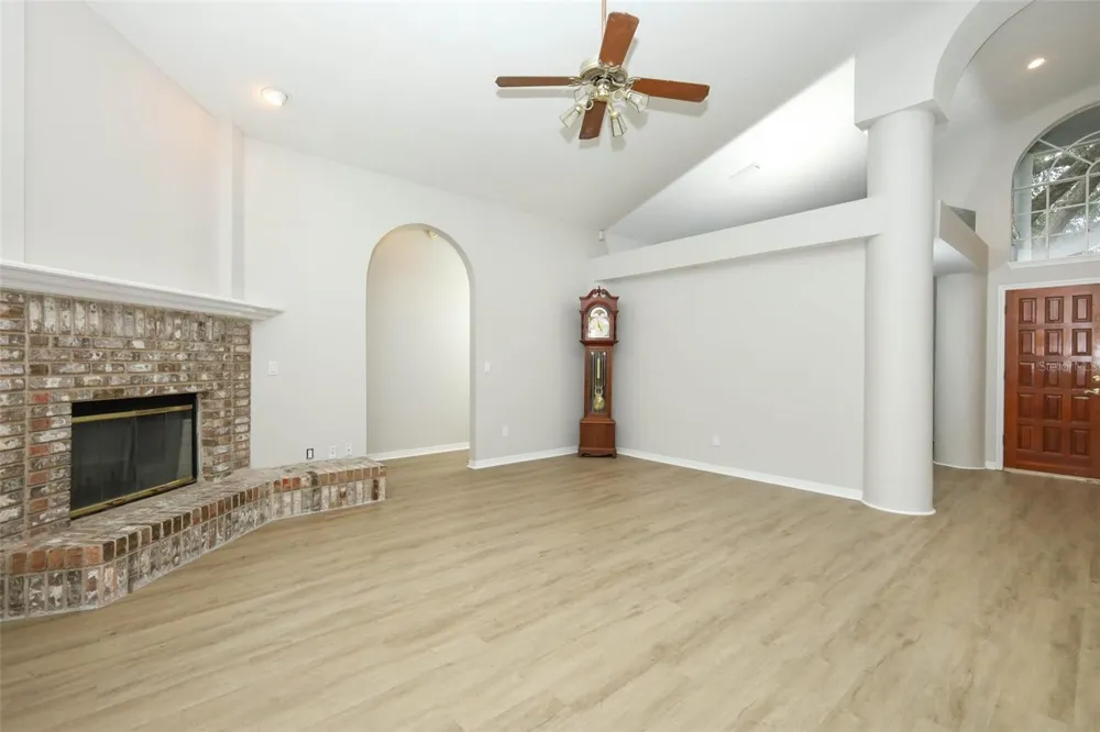 2357 CHANTILLY TERRACE Oviedo, FL 32765