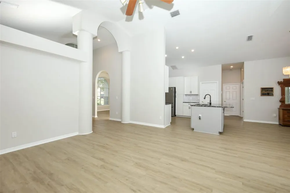 2357 CHANTILLY TERRACE Oviedo, FL 32765