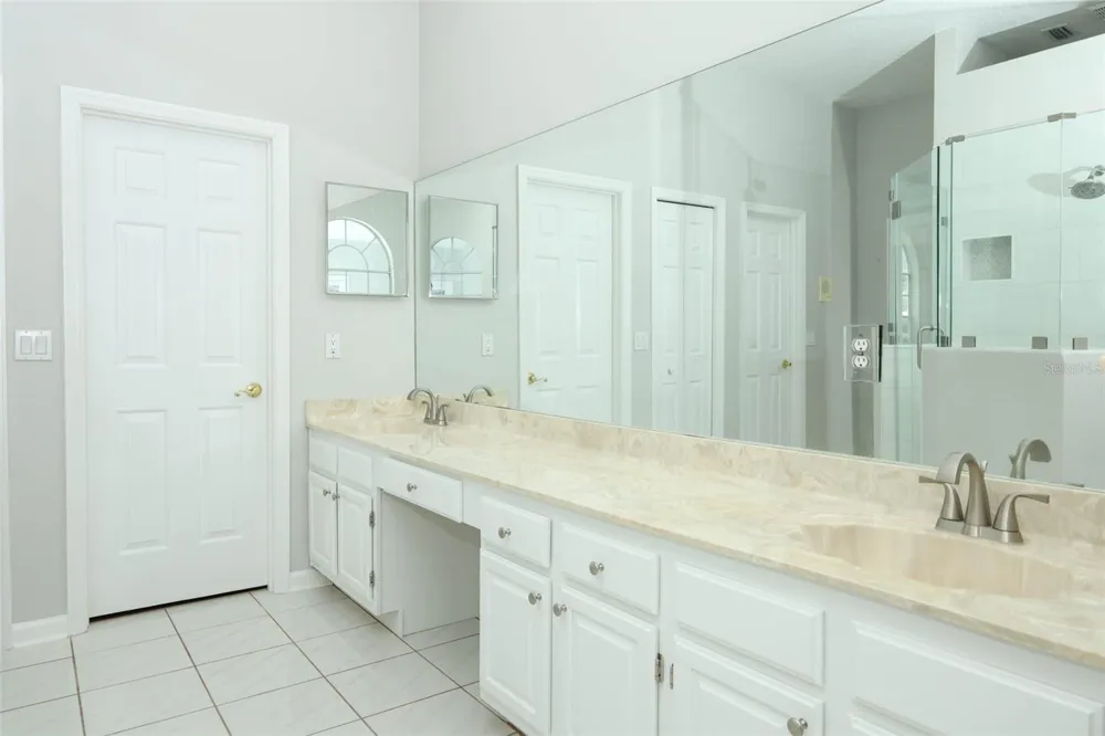 2357 CHANTILLY TERRACE Oviedo, FL 32765