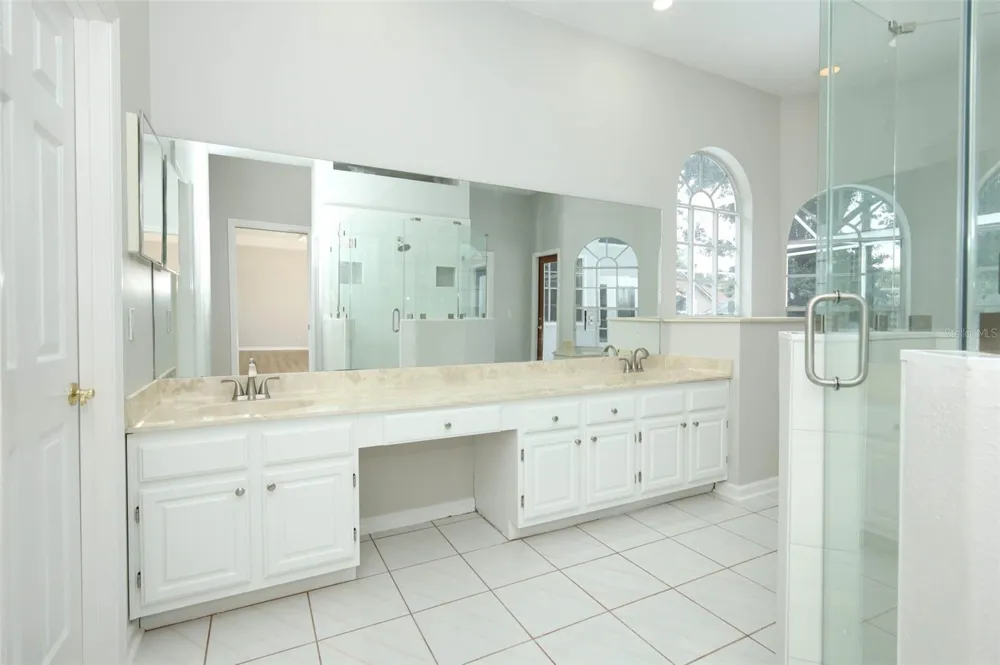 2357 CHANTILLY TERRACE Oviedo, FL 32765