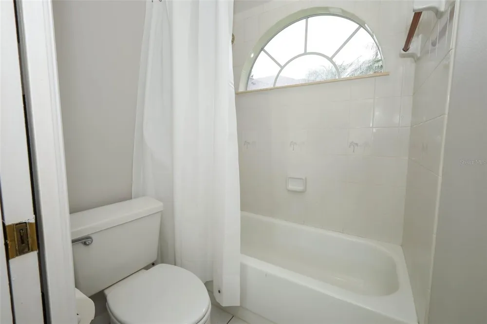 2357 CHANTILLY TERRACE Oviedo, FL 32765