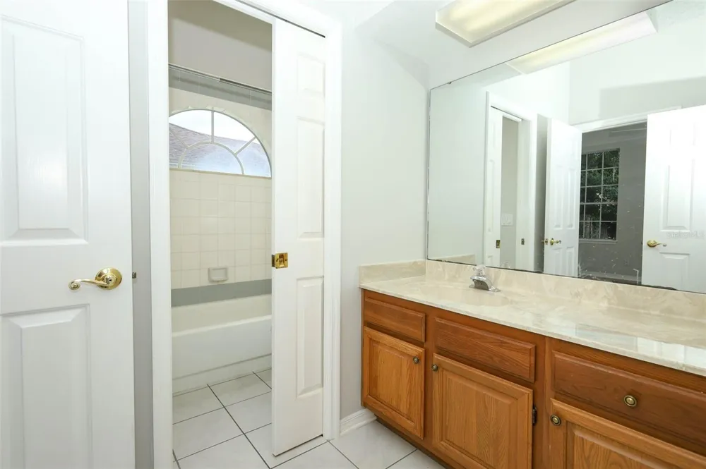 2357 CHANTILLY TERRACE Oviedo, FL 32765