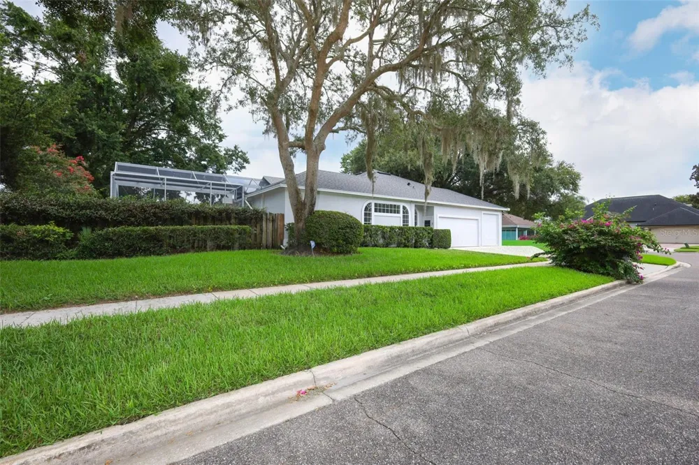 2357 CHANTILLY TERRACE Oviedo, FL 32765