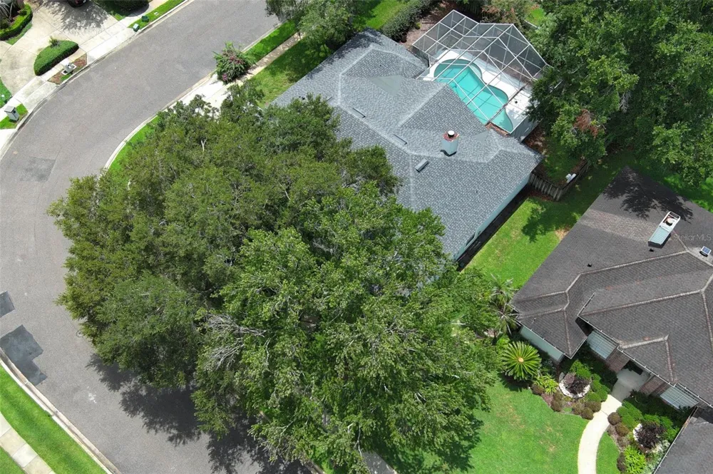 2357 CHANTILLY TERRACE Oviedo, FL 32765