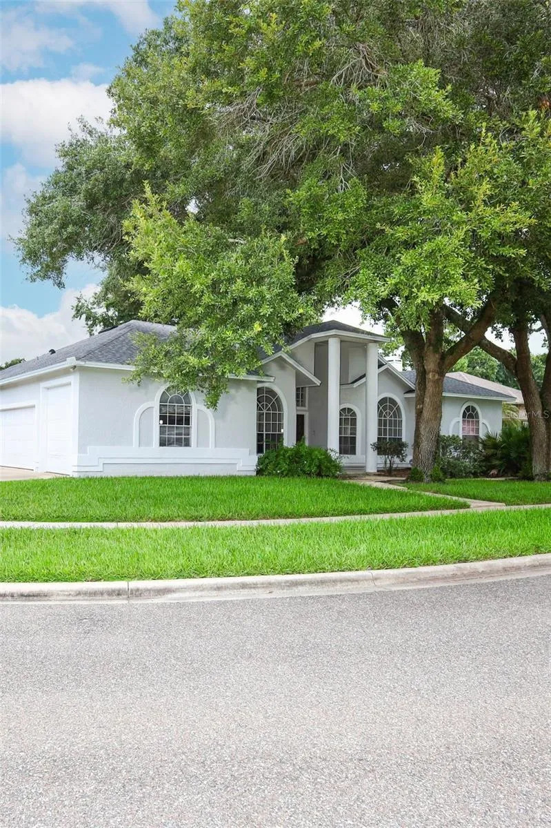 2357 CHANTILLY TERRACE Oviedo, FL 32765