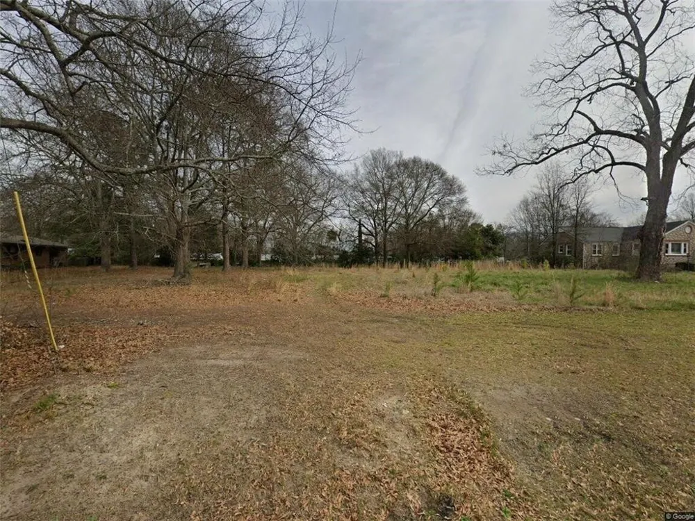 646 Martin Luther King Street Thomson, GA 30824