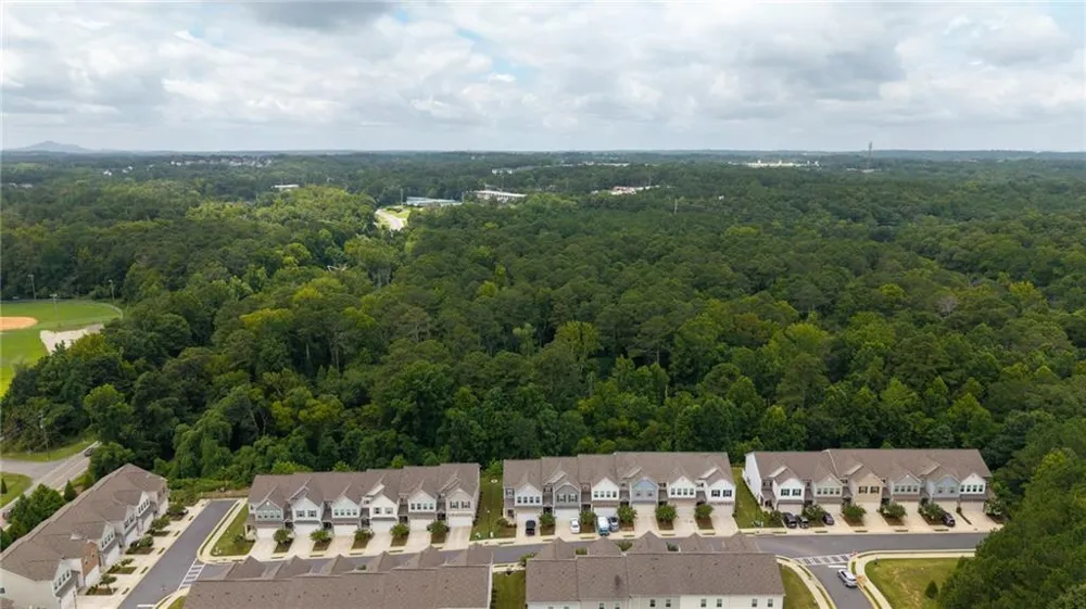 139 Madison Bend Woodstock, GA 30188