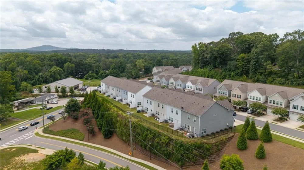 139 Madison Bend Woodstock, GA 30188