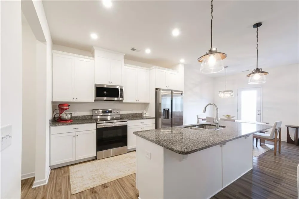 139 Madison Bend Woodstock, GA 30188