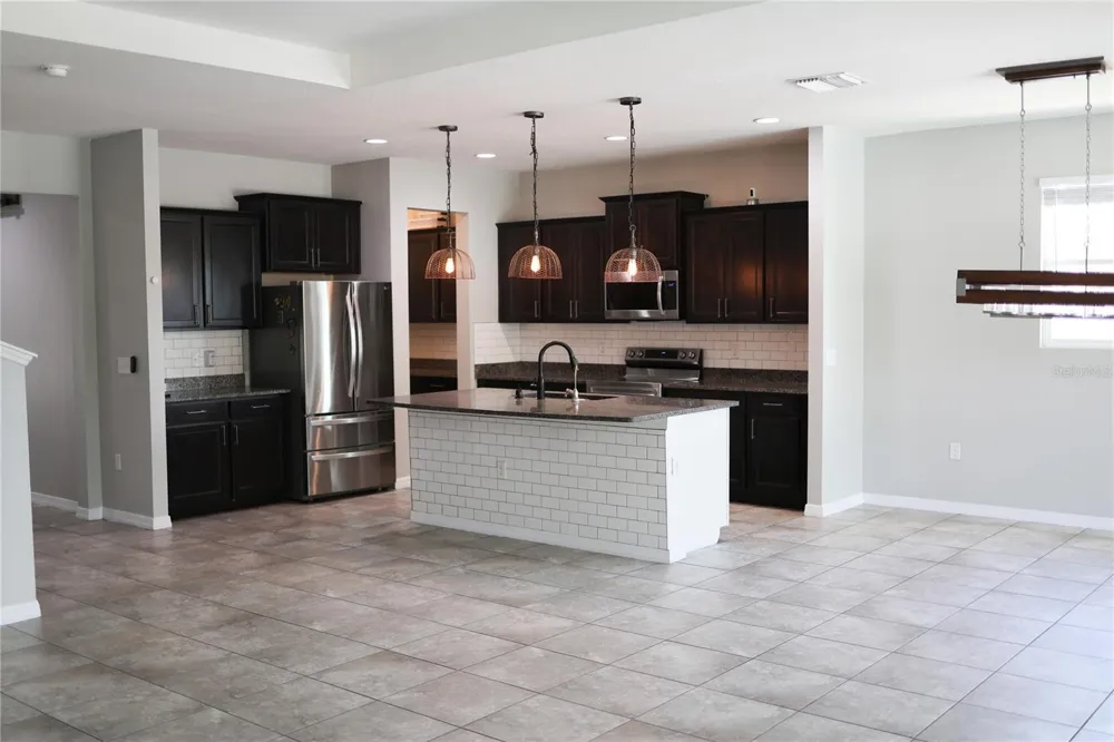 5002 JACKEL CHASE DRIVE Wimauma, FL 33598