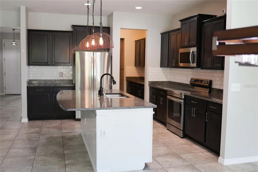 5002 JACKEL CHASE DRIVE Wimauma, FL 33598