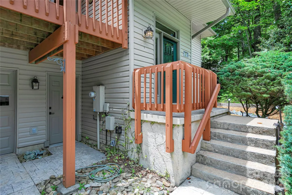 2 Duya Court Brevard, NC 28712
