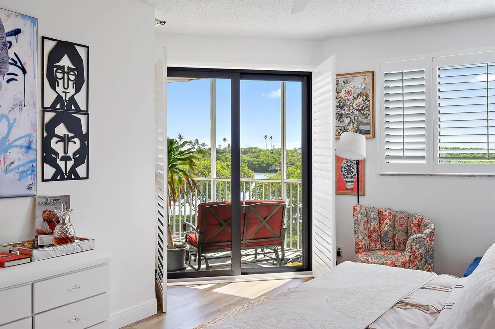 200 Waterway Road #208 Tequesta, FL 33469