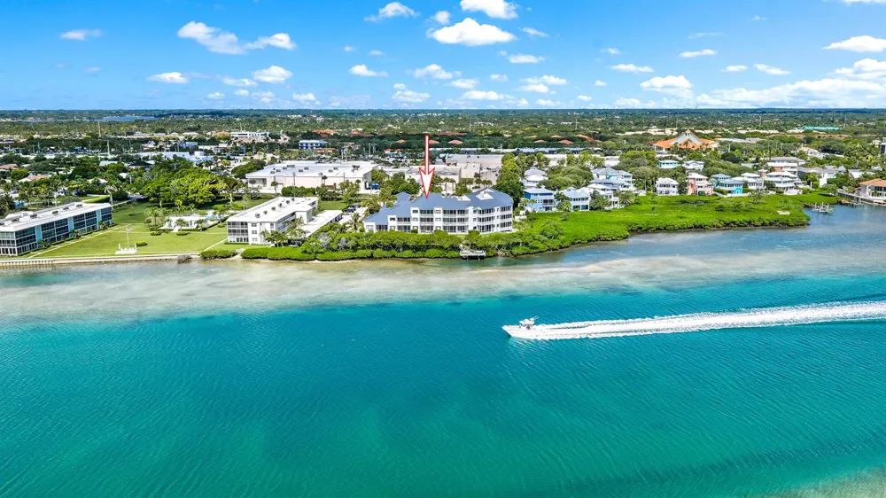 200 Waterway Road #208 Tequesta, FL 33469