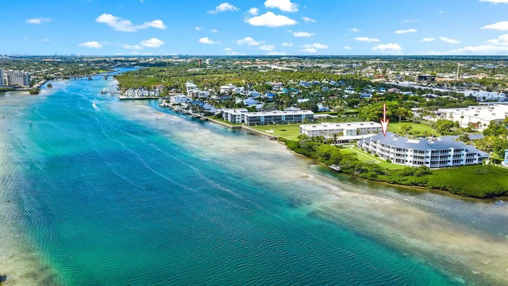 200 Waterway Road #208 Tequesta, FL 33469