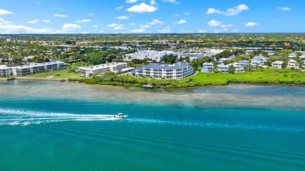 200 Waterway Road #208 Tequesta, FL 33469