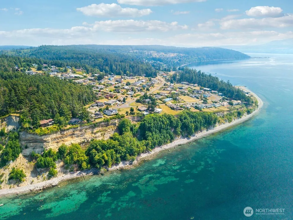 320 Palmer Drive Port Townsend, WA 98368