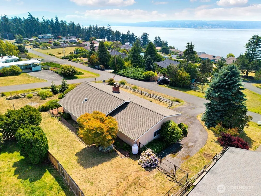 320 Palmer Drive Port Townsend, WA 98368