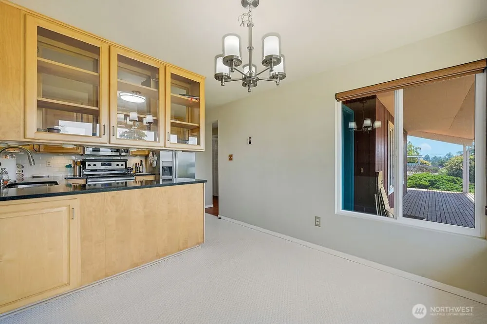 320 Palmer Drive Port Townsend, WA 98368