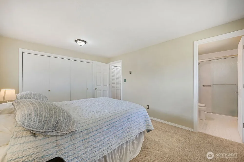 320 Palmer Drive Port Townsend, WA 98368