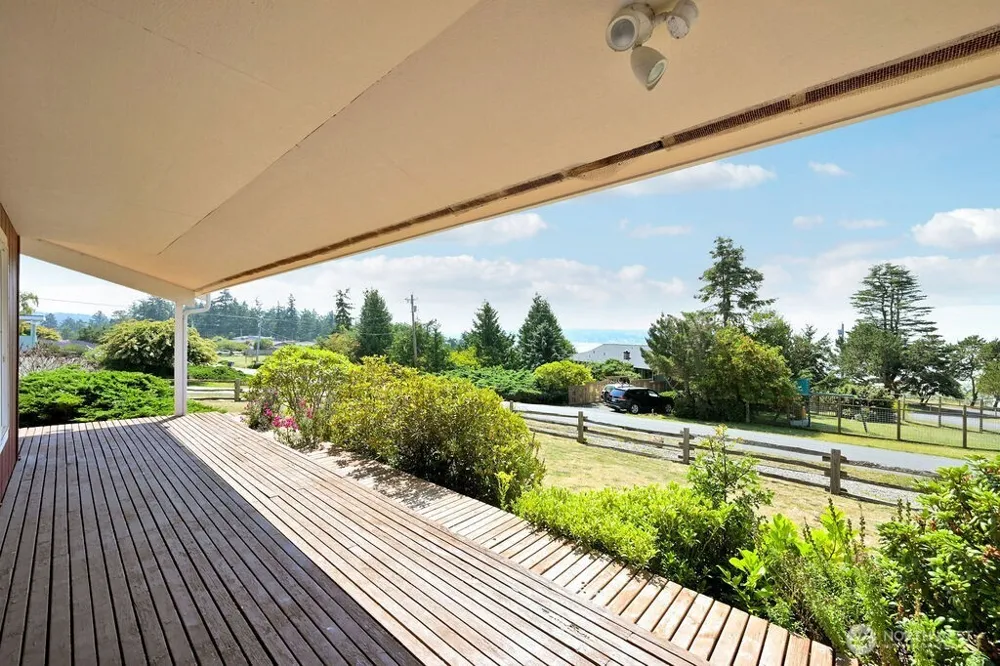 320 Palmer Drive Port Townsend, WA 98368
