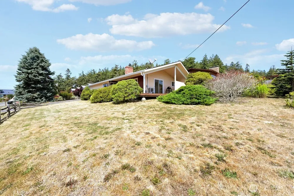 320 Palmer Drive Port Townsend, WA 98368