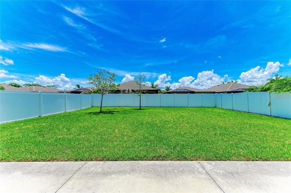 2084 LA PALMA AVENUE Port Charlotte, FL 33953