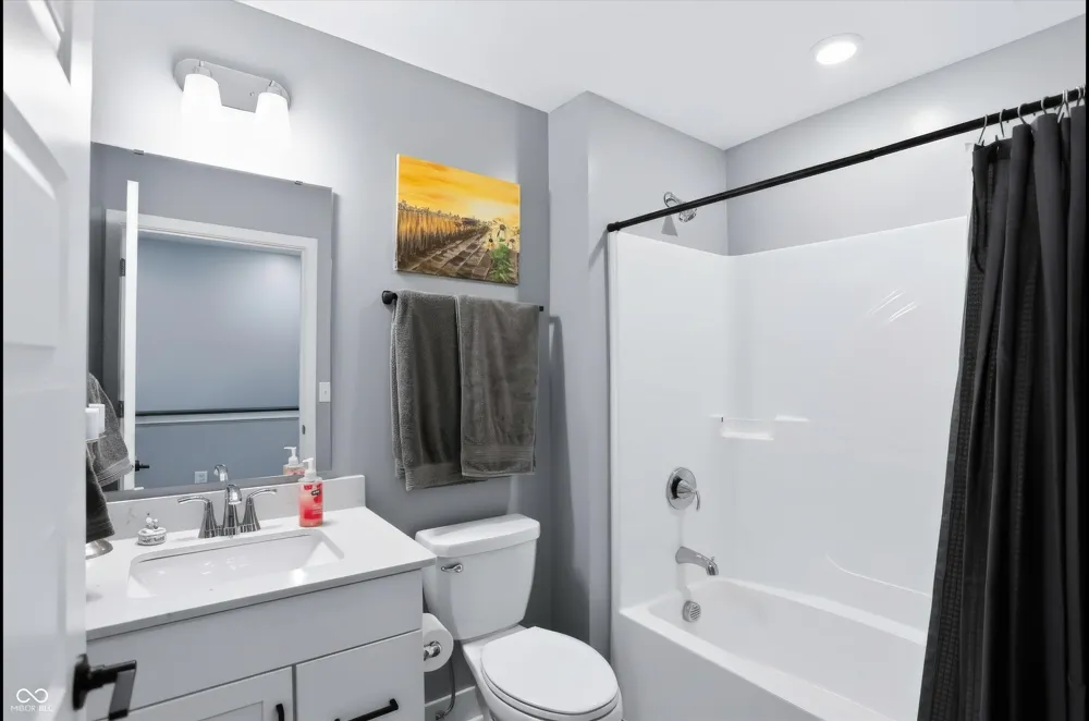 5054 Foxley Park Lane Avon, IN 46123