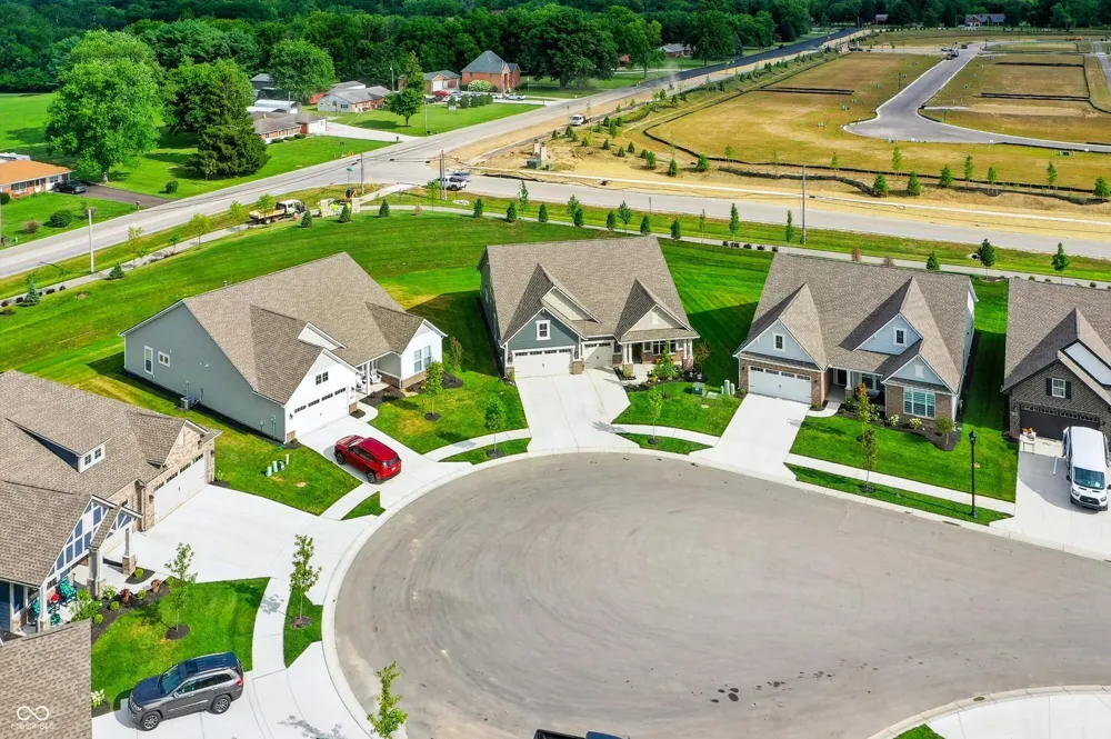 5054 Foxley Park Lane Avon, IN 46123