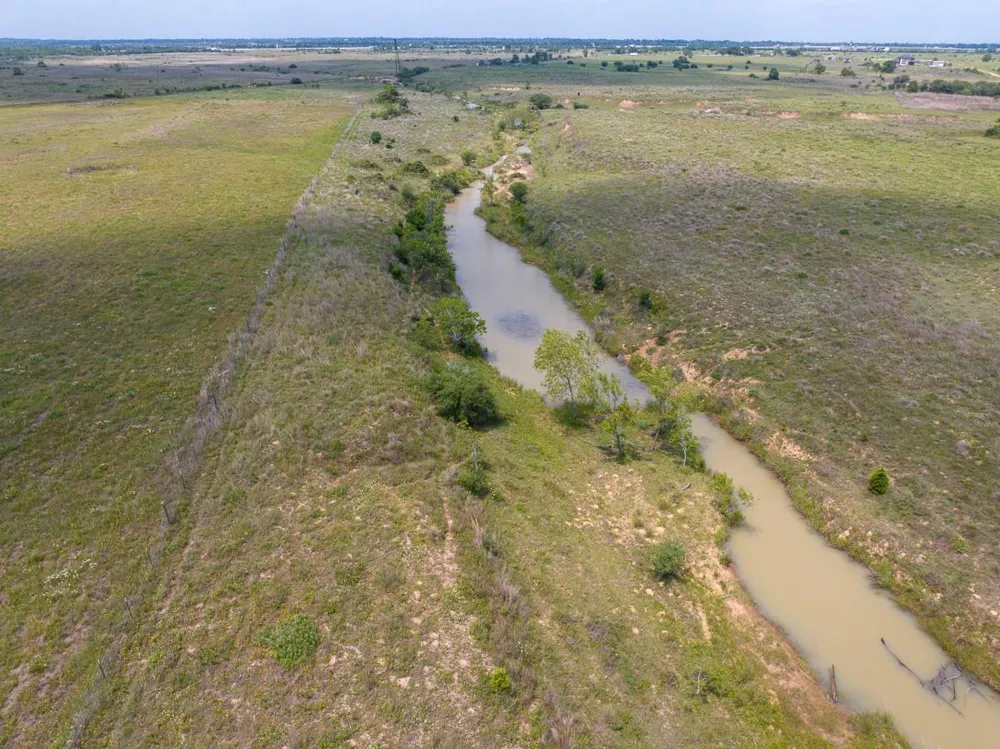 1 Wolchik Road Sealy, TX 77474
