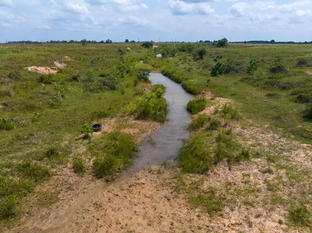 1 Wolchik Road Sealy, TX 77474