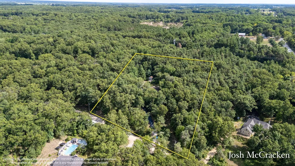 9665 Black Oak Drive Lowell, MI 49331