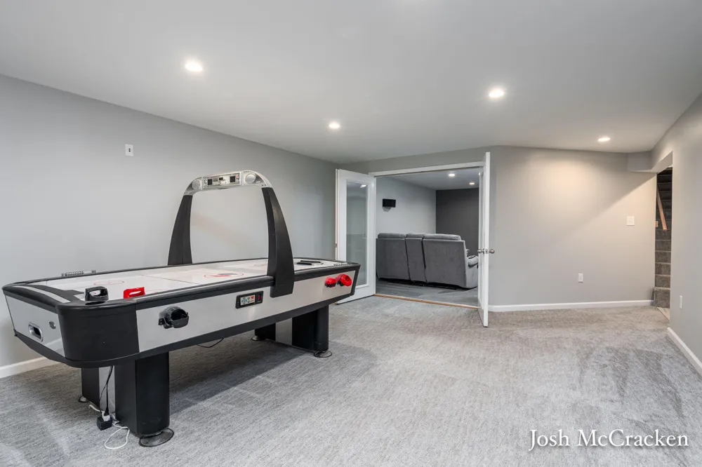 9665 Black Oak Drive Lowell, MI 49331