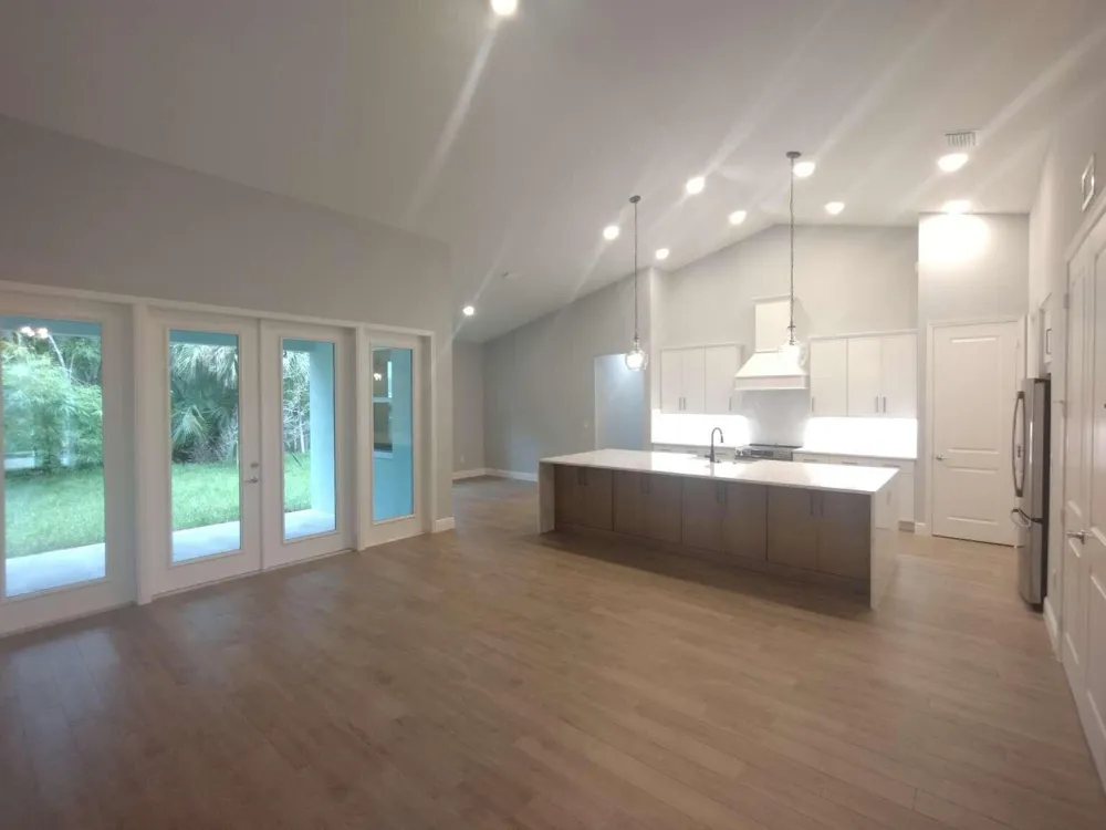 662 NE WAVERLY TERRACE Jensen Beach, FL 34957