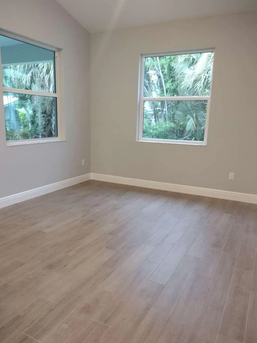 662 NE WAVERLY TERRACE Jensen Beach, FL 34957