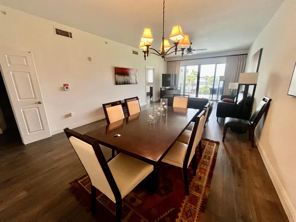 370 GOLFVIEW ROAD #302 North Palm Beach, FL 33408