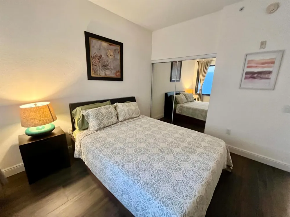 370 GOLFVIEW ROAD #302 North Palm Beach, FL 33408