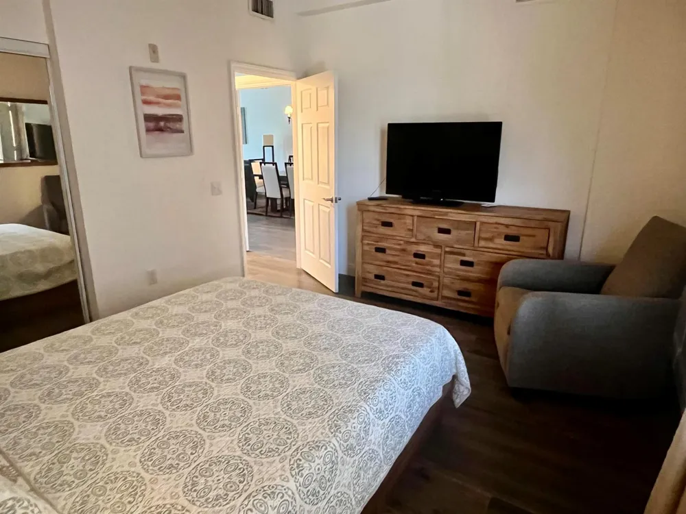 370 GOLFVIEW ROAD #302 North Palm Beach, FL 33408
