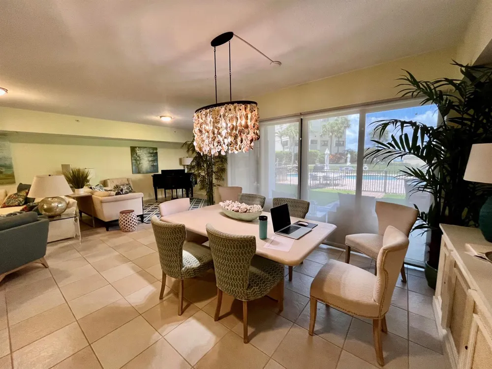 370 GOLFVIEW ROAD #302 North Palm Beach, FL 33408