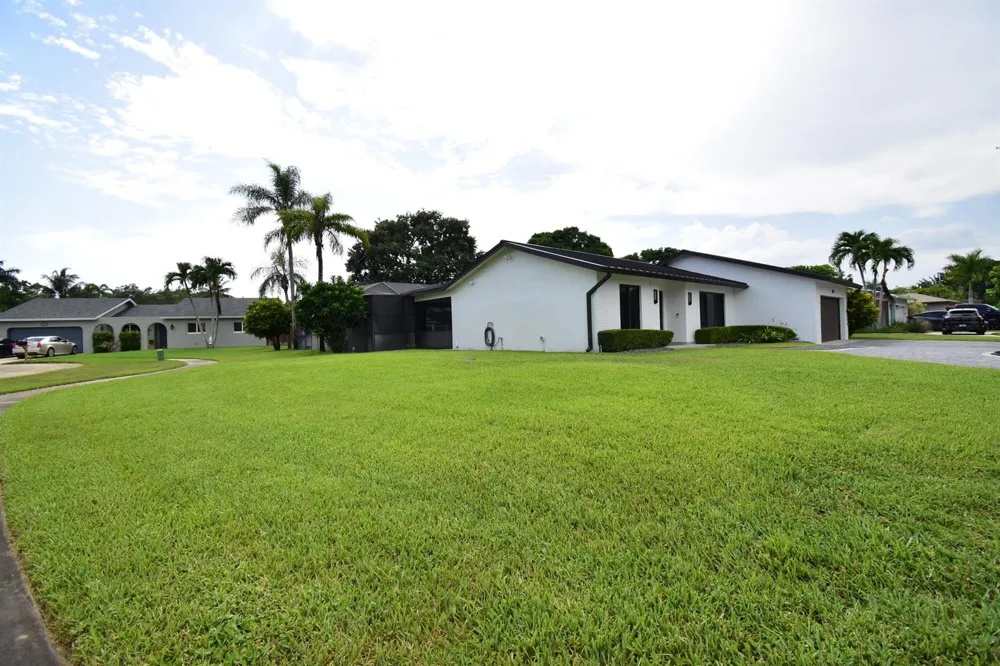 5061 SW 87TH TERRACE Cooper City, FL 33328
