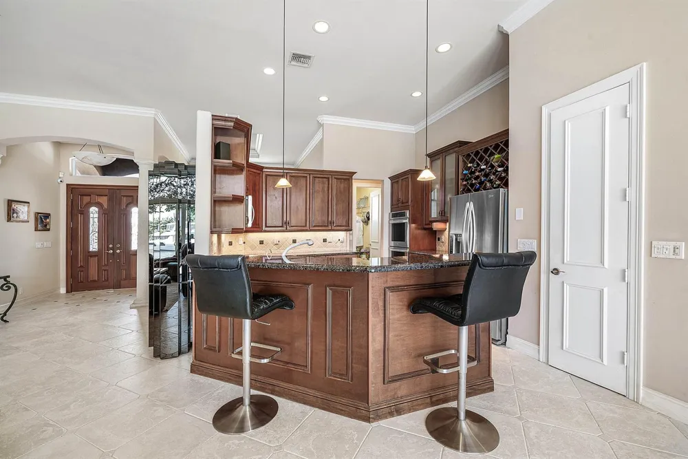 2761 NE 48TH COURT Lighthouse Point, FL 33064