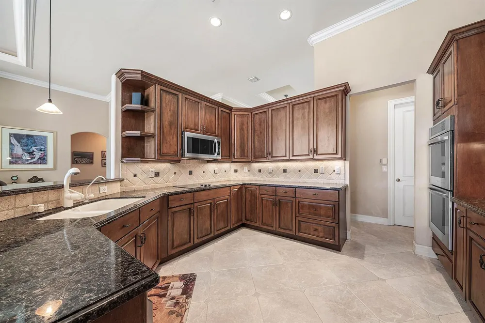 2761 NE 48TH COURT Lighthouse Point, FL 33064