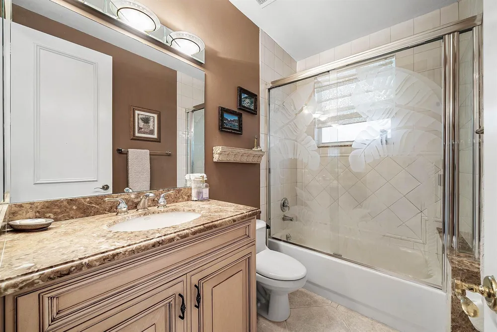 2761 NE 48TH COURT Lighthouse Point, FL 33064