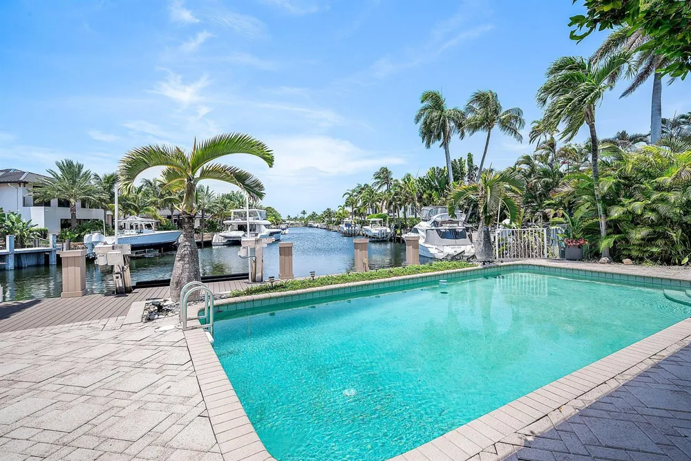 2761 NE 48TH COURT Lighthouse Point, FL 33064