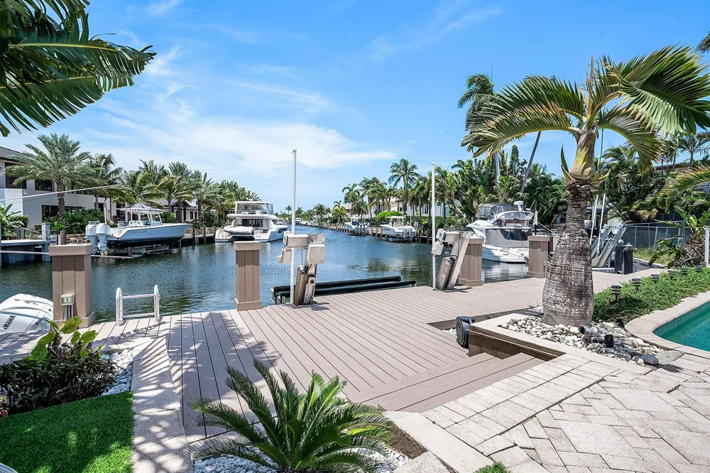 2761 NE 48TH COURT Lighthouse Point, FL 33064