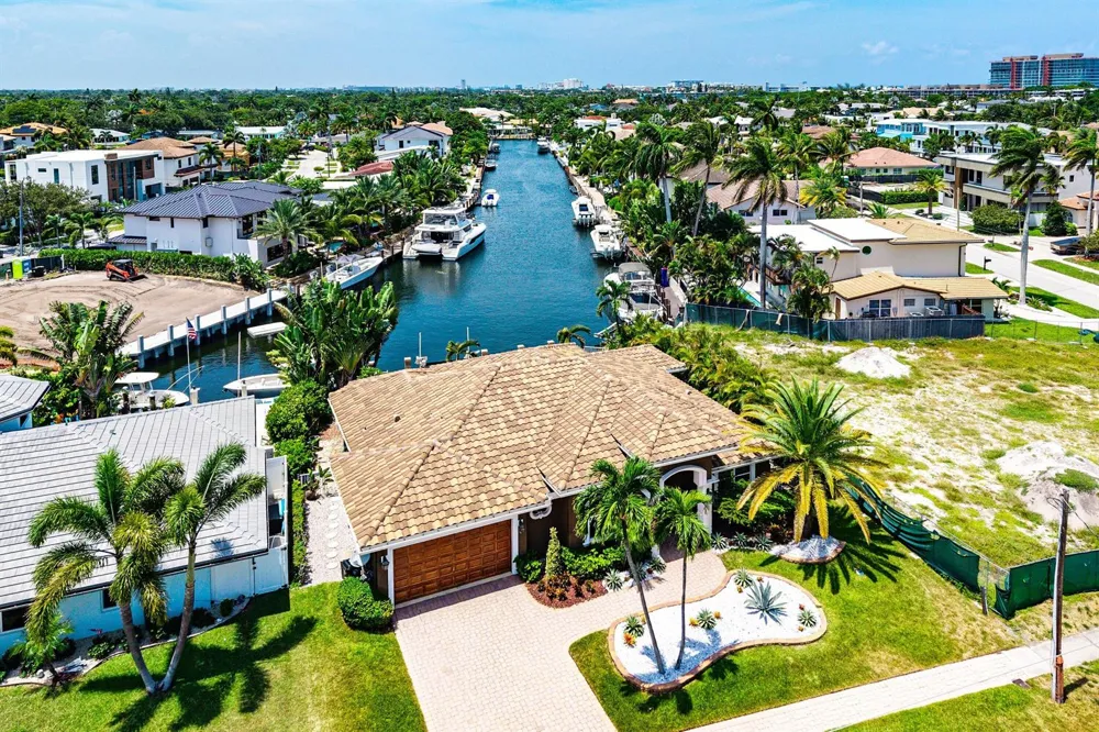 2761 NE 48TH COURT Lighthouse Point, FL 33064