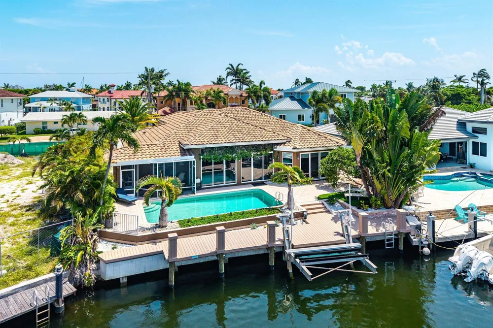 2761 NE 48TH COURT Lighthouse Point, FL 33064