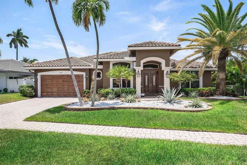2761 NE 48TH COURT Lighthouse Point, FL 33064