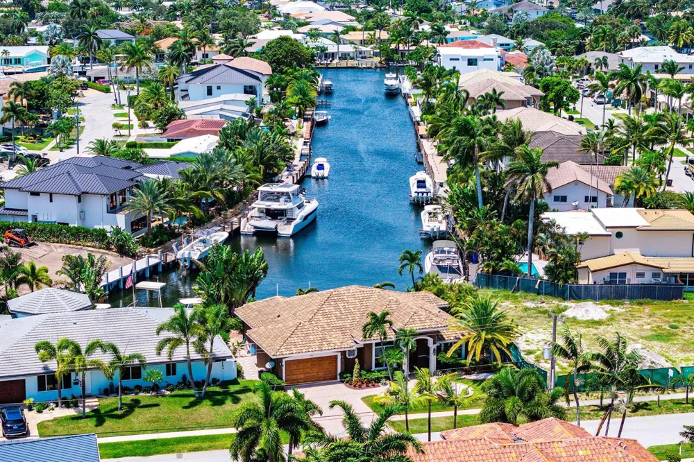 2761 NE 48TH COURT Lighthouse Point, FL 33064